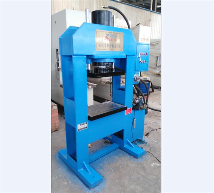 YL22-100�������ۏ������T(m��n)Һ���C(j��)