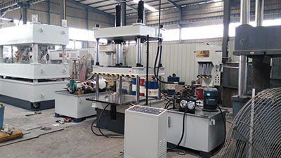 小型四柱三梁液壓機