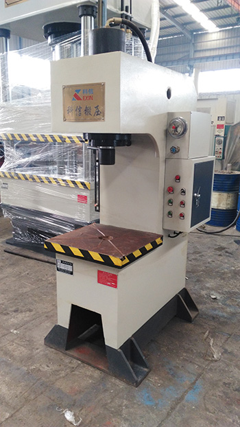 40t單柱小型液壓機(jī)